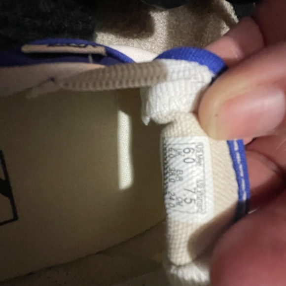 Vans Slide Ons - Picture 5 of 5